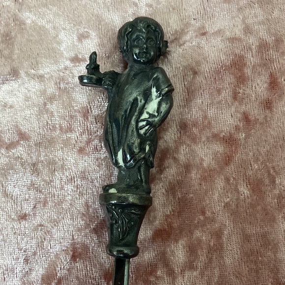 Vintage 80s Reed & Barton Collectible. Child with Candlestick Christmas Spoon - Picture 4 of 7